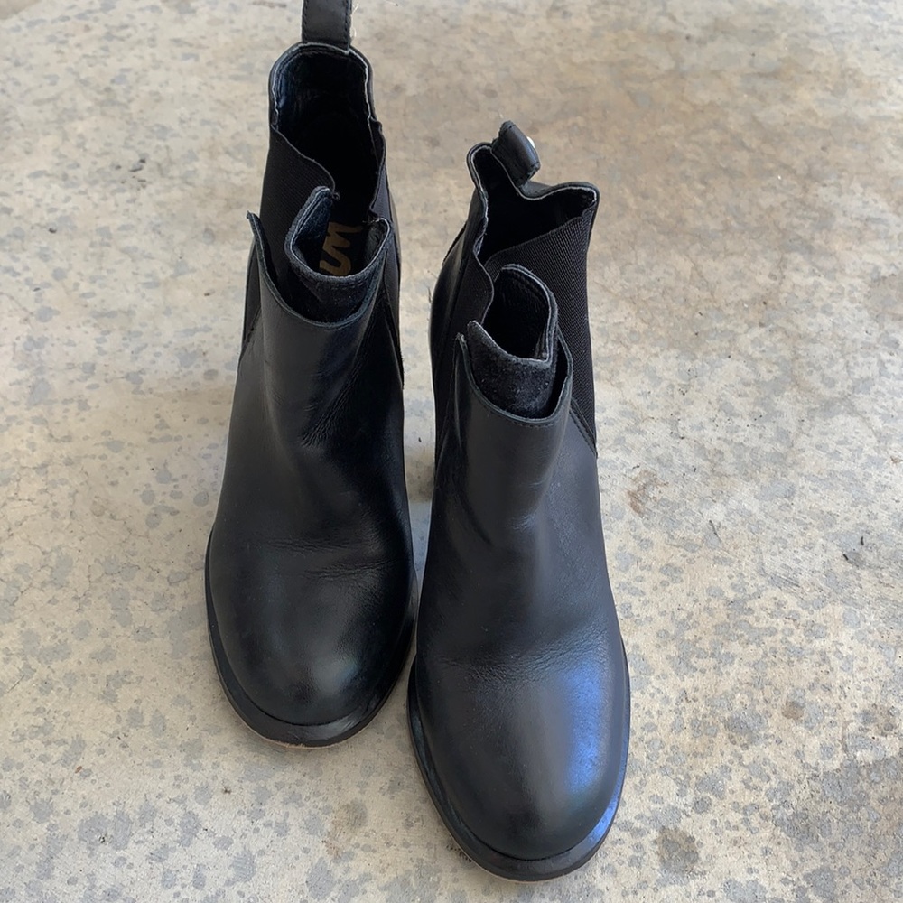 Sam Edelman black booties